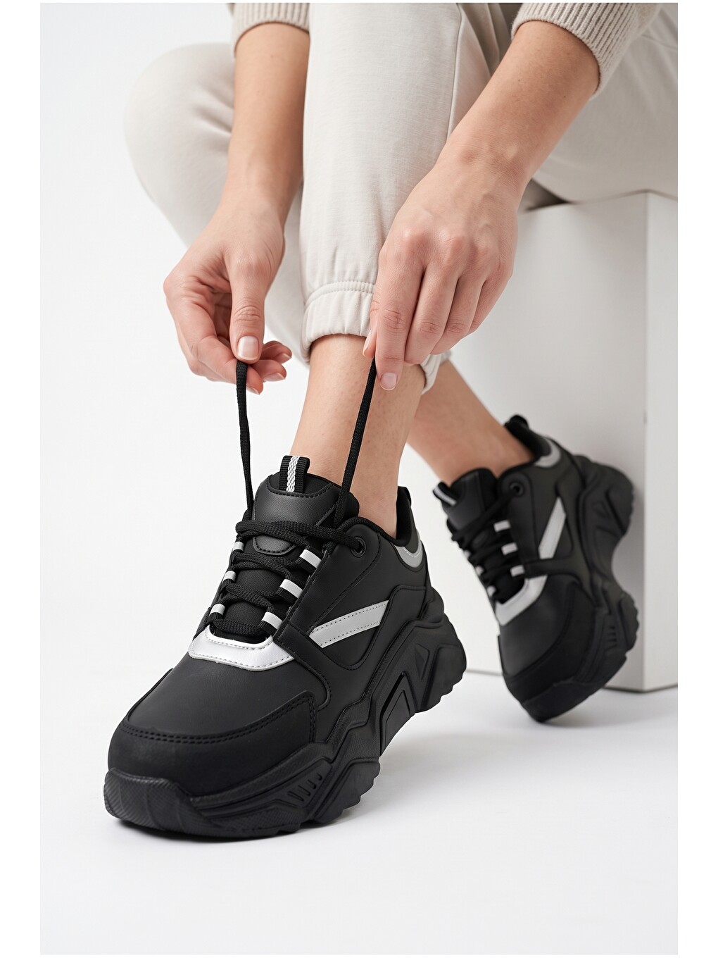 Siyah Kadın, Kalın Tabanlı, Bağcıklı, Hafif, Günlük Spor Ayakkabı, Sneaker-7