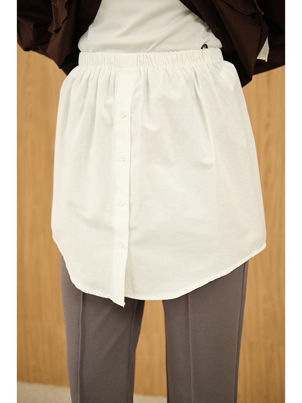 Kadın Düğme Detaylı Belden Lastikli İçlik Beyaz-4