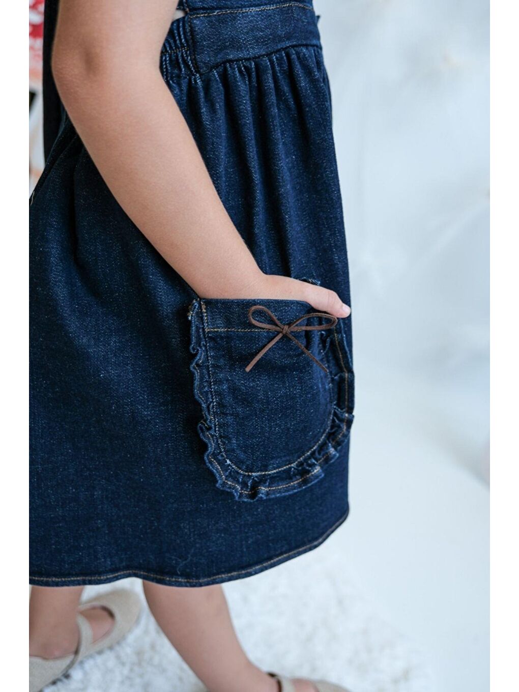 Lacivert Kız Çocuk Sırt Bağlamalı Cepli Jean Elbise-3