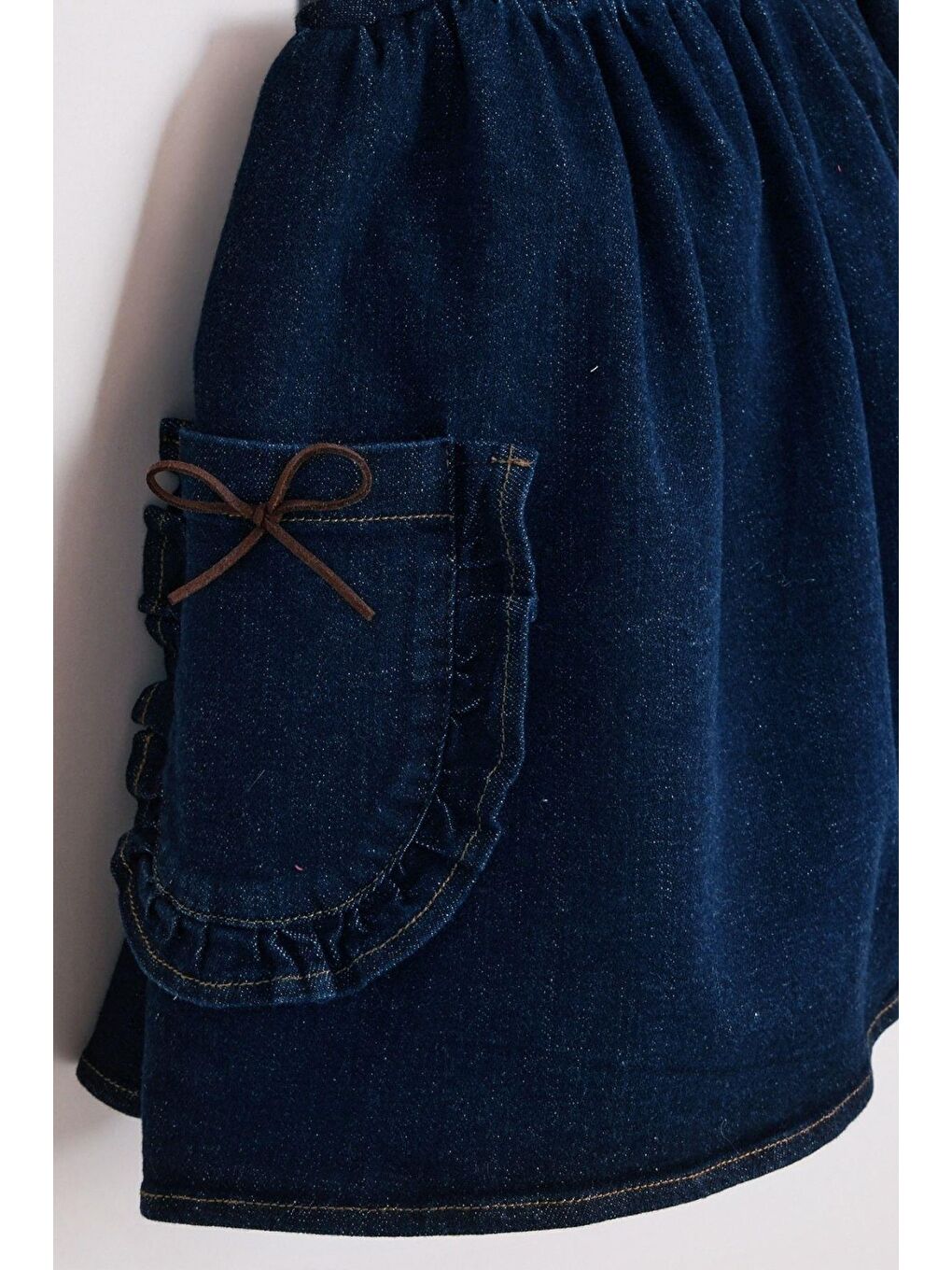 Lacivert Kız Çocuk Sırt Bağlamalı Cepli Jean Elbise-4