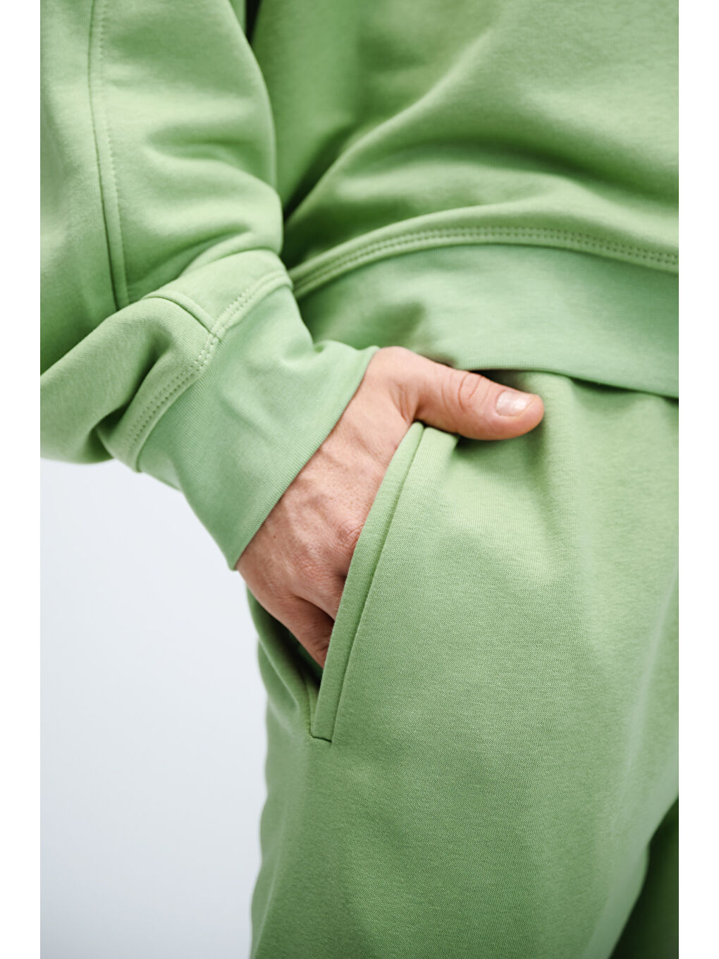 Erkek Timeless Jogger Fıstık Yeşili  Eşofman Altı-1