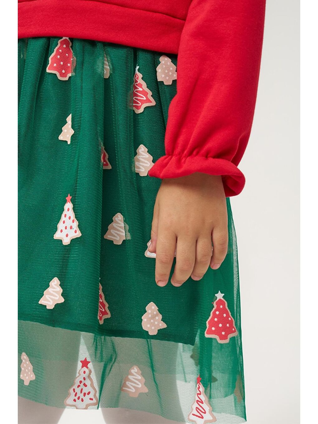 Kız Çocuk Pamuklu Kırmızı Fiyonklu Uzun Kollu Yeşil Ağaç Desenli Tüllü Elbise - Yılbaşı Konseptli-4