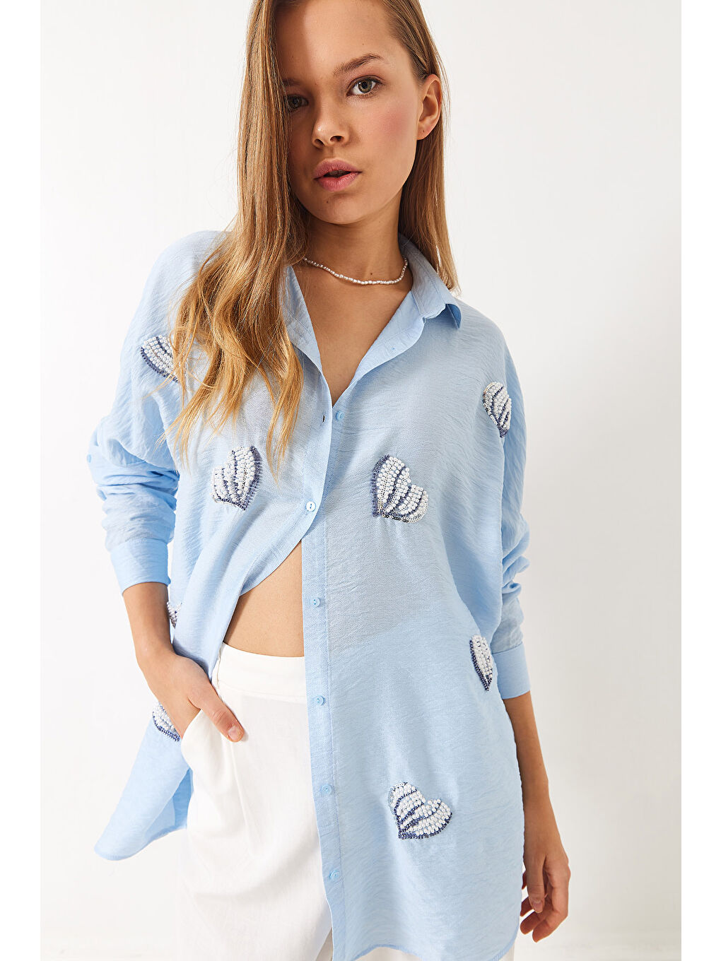Mavi Kadın Boncuk Taş Kalp İşlemeli Oversize Gömlek-5