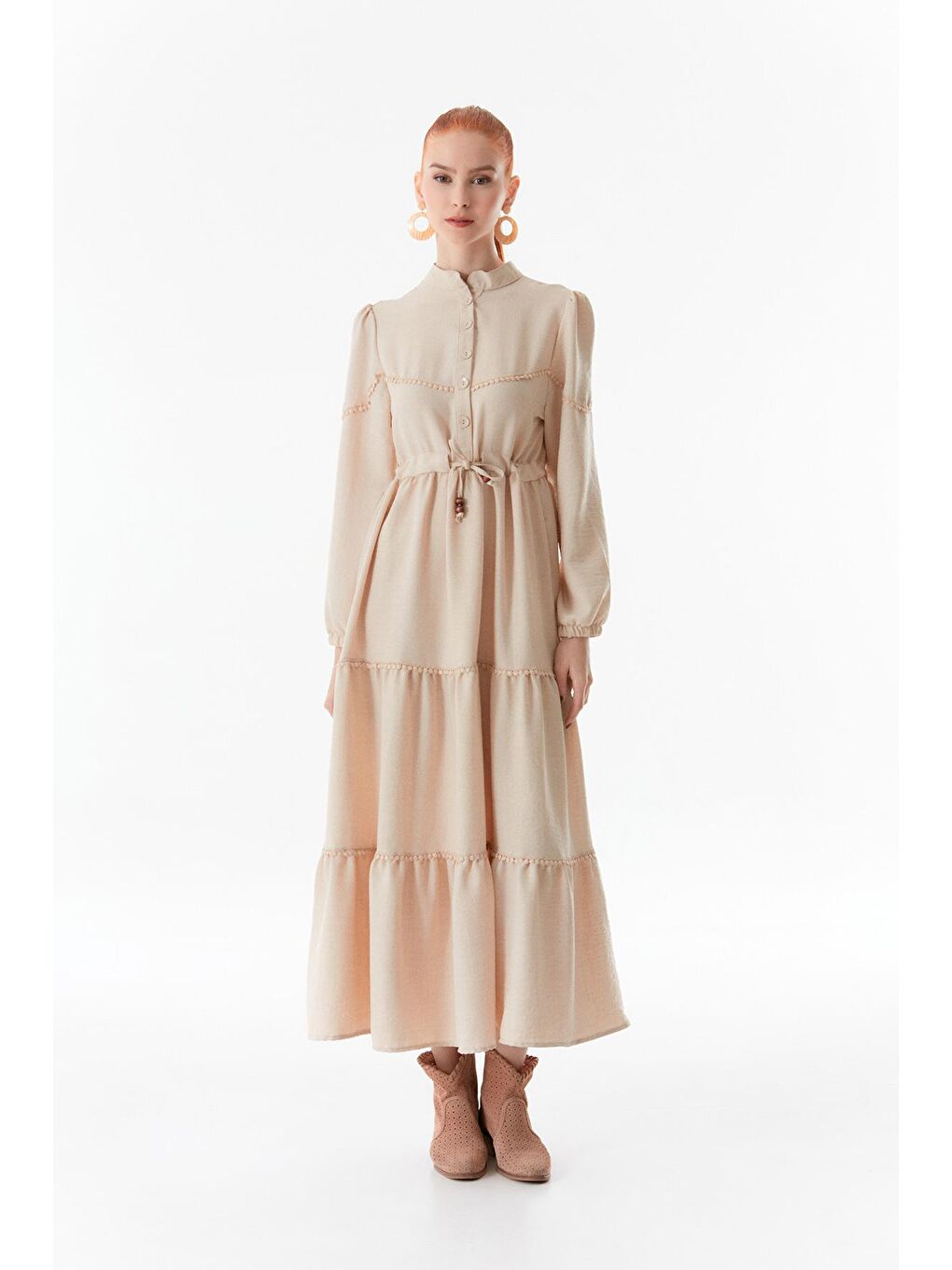 Bej Fullamodest Beli Bağlamalı Hakim Yaka Elbise-1