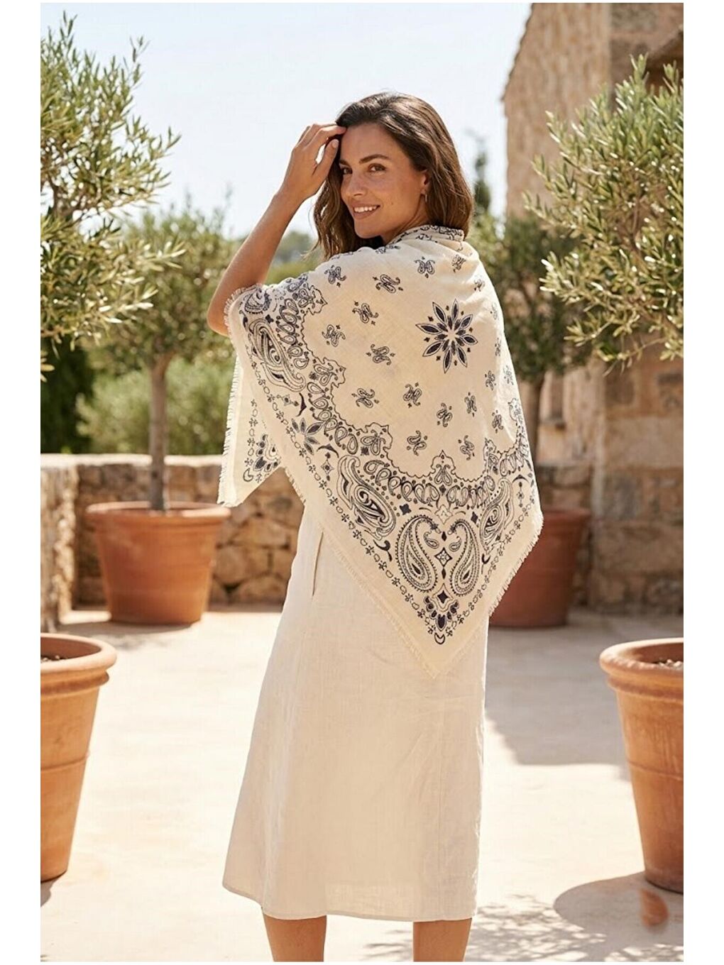 Mavi Kadın Petrol Etnik Desenli Bohem Üçgen Şal Bandana 110x110 cm SAL1400-2