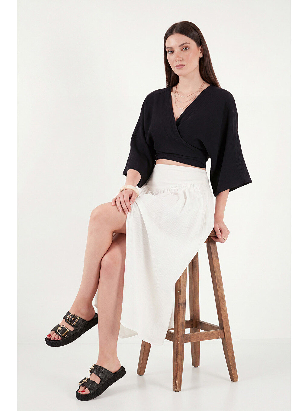 Siyah Regular Fit Bağlamalı Crop Kimono 668YL2783-3