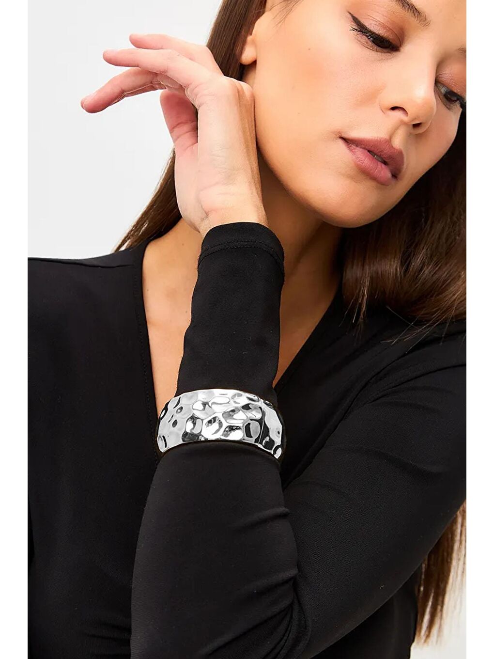 Gri Dövme Dokulu Parlak Gümüş Cuff Bileklik