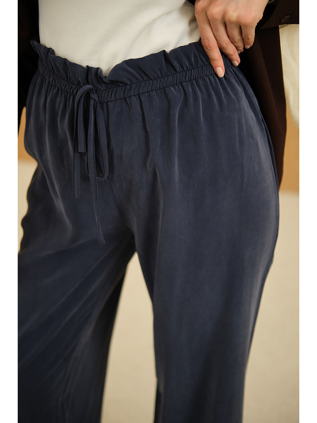 Kadın Beli Lastikli Pantolon Lacivert-4