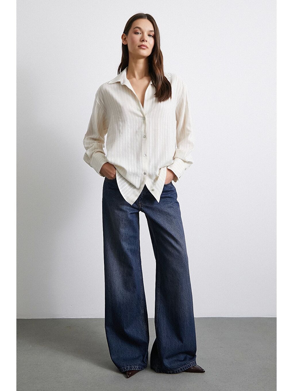 Ekru Pamuklu Simli Çizgili Gömlek Krem-2