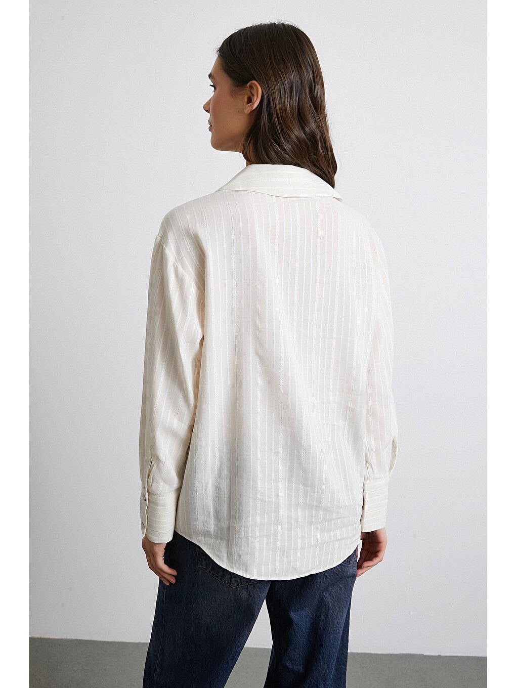 Ekru Pamuklu Simli Çizgili Gömlek Krem-5