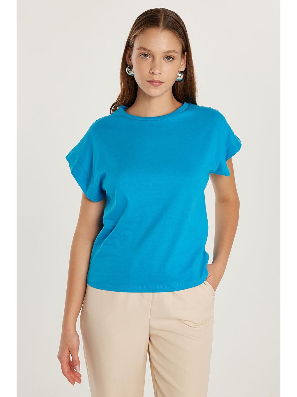 Kadın Slim Fit Dar Kesim %100 Pamuk Kısa Kollu Bisiklet Yaka Mavi Tişört