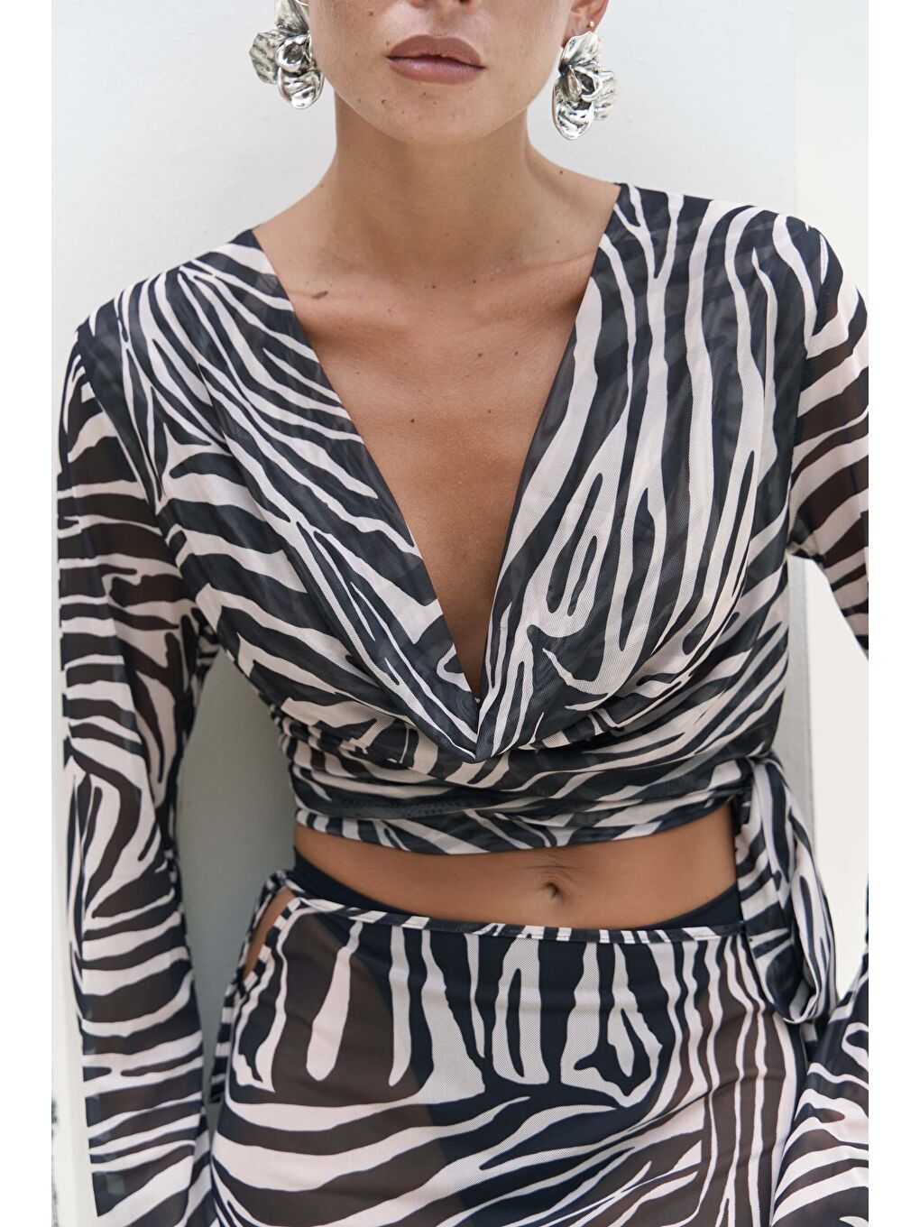 Pnaisyonist Uzun Kol Siyah Crop Etek Takım-7