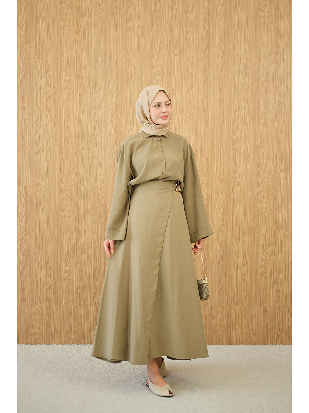 Kadın Gold Kemer Detay Gömlekli Takım Küf Yeşil-4