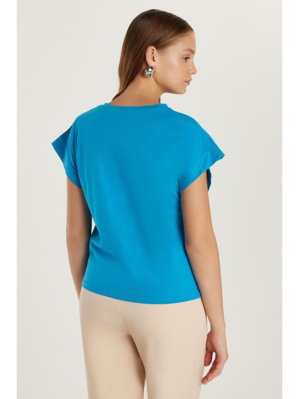 Kadın Slim Fit Dar Kesim %100 Pamuk Kısa Kollu Bisiklet Yaka Mavi Tişört-4