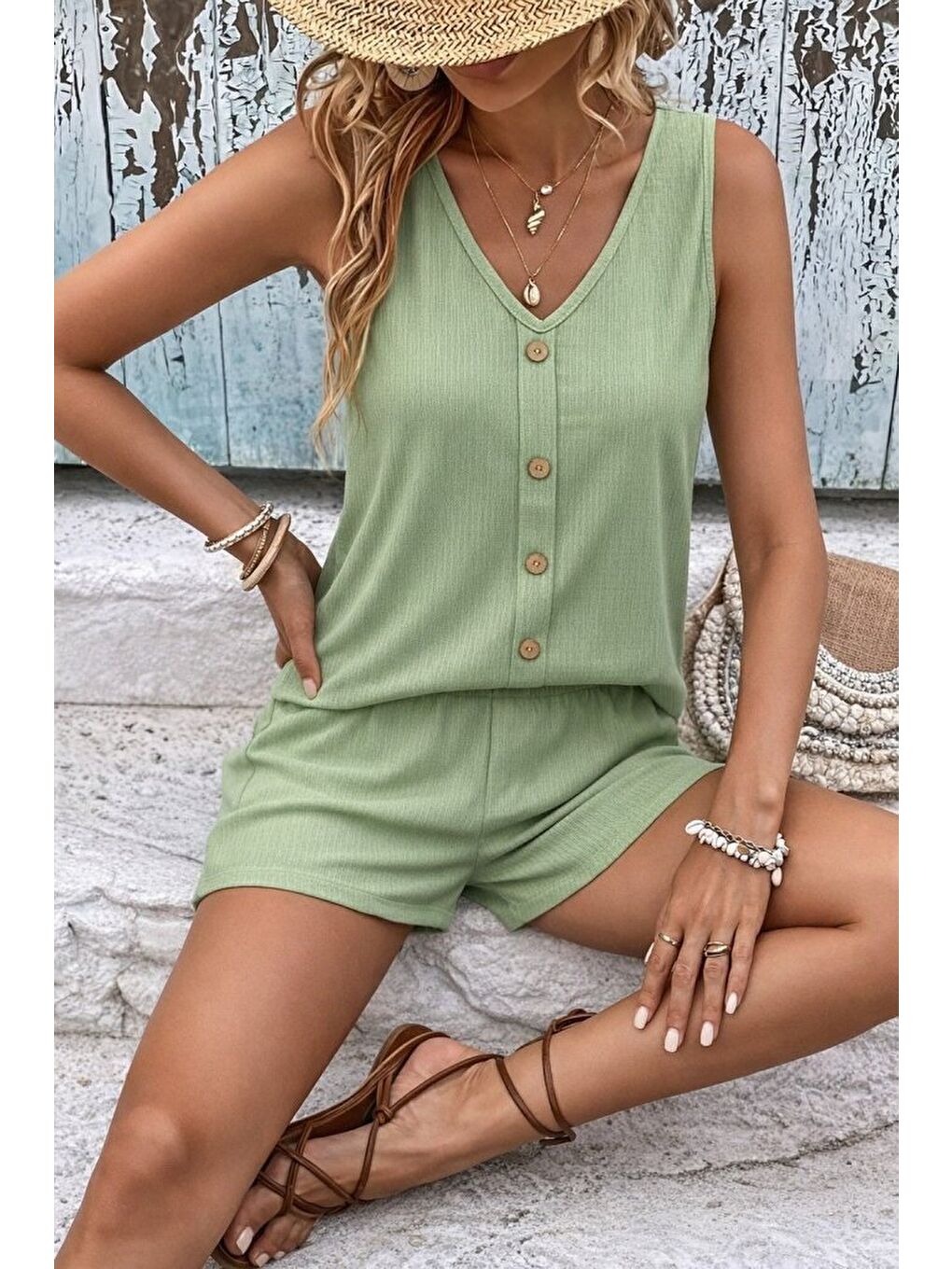 Yeşil Kadın Askılı Kolsuz V Yakalı önden Düğmeli Bürümcük Bluz Ve Short Ikili Takım-2