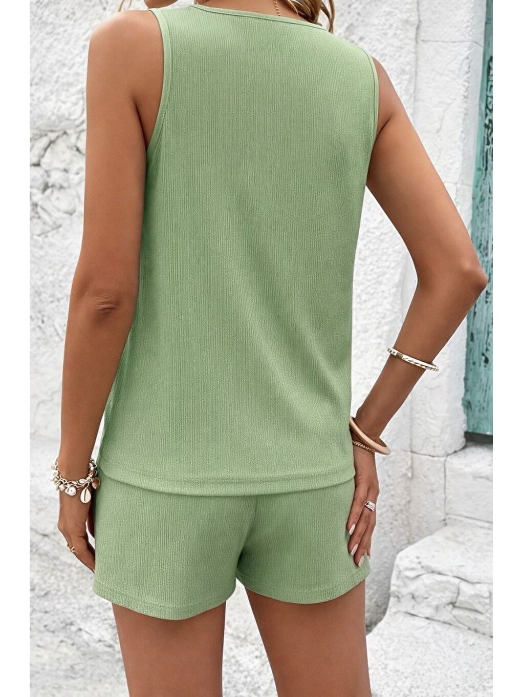 Yeşil Kadın Askılı Kolsuz V Yakalı önden Düğmeli Bürümcük Bluz Ve Short Ikili Takım-4