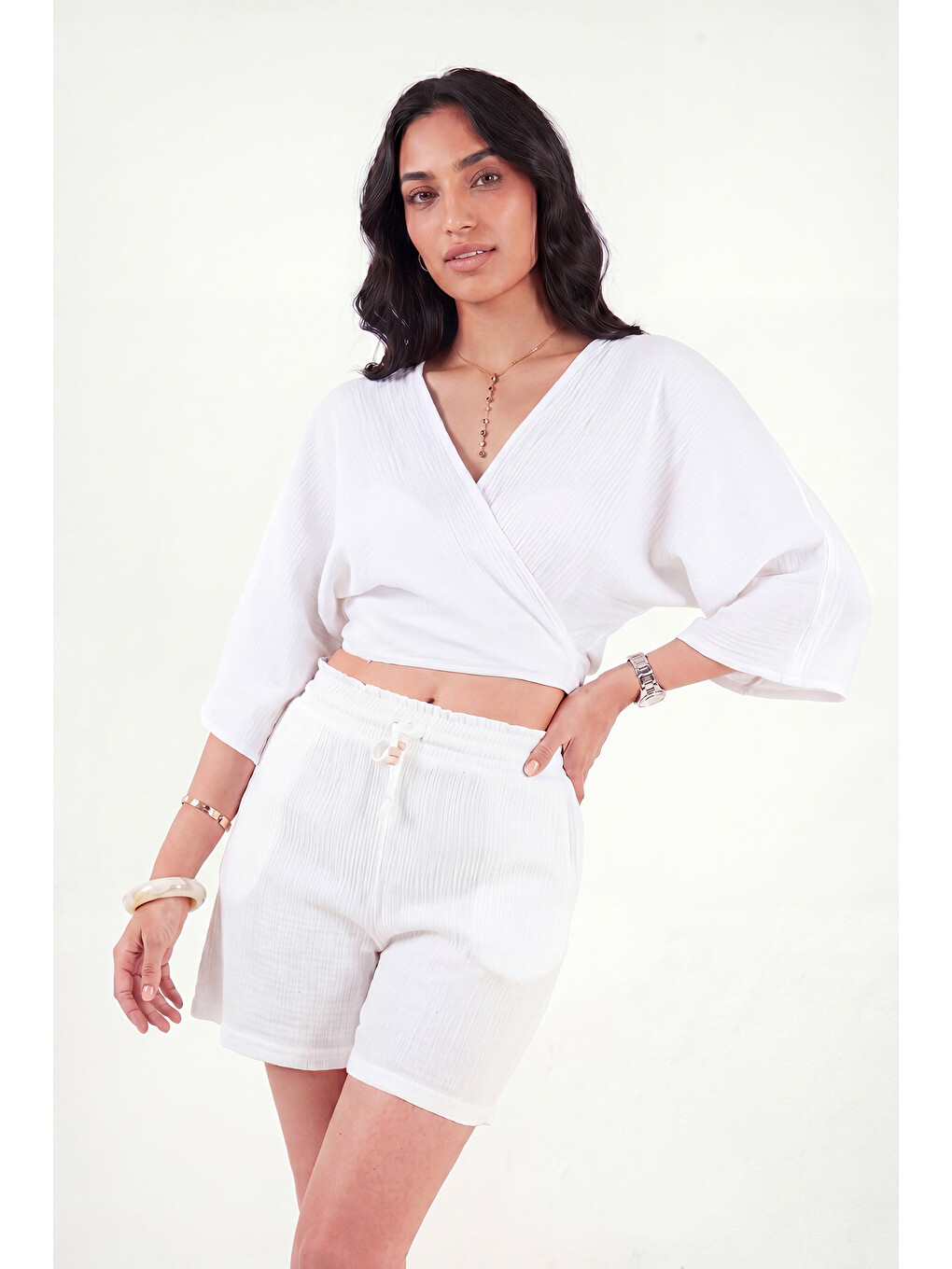 Beyaz Regular Fit Bağlamalı Crop Kimono 668YL2783-4