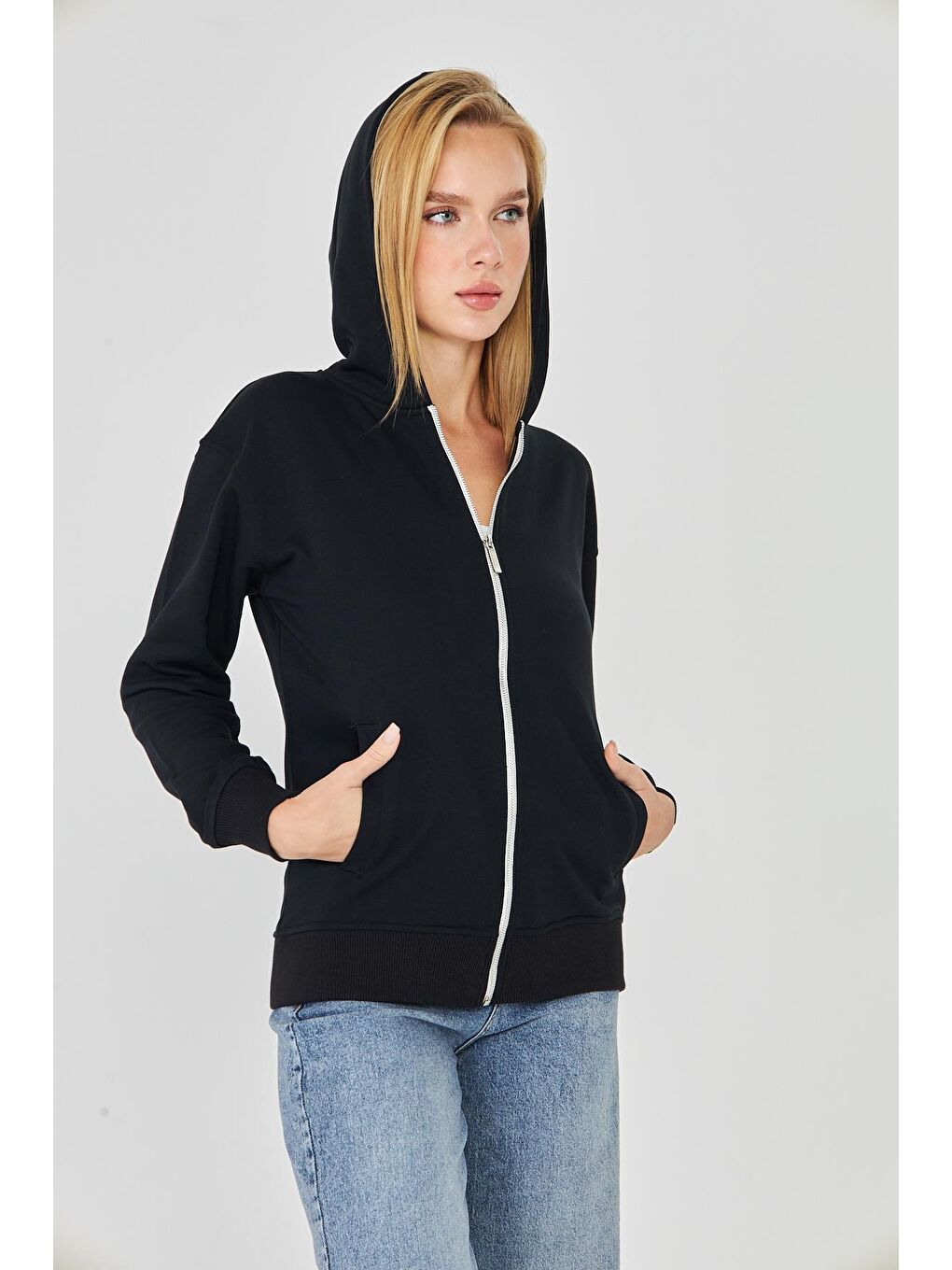 Kadın Tam Fermuarlı Kapüşonlu Pamuklu Eşofman Üstü Siyah 9508-S-7