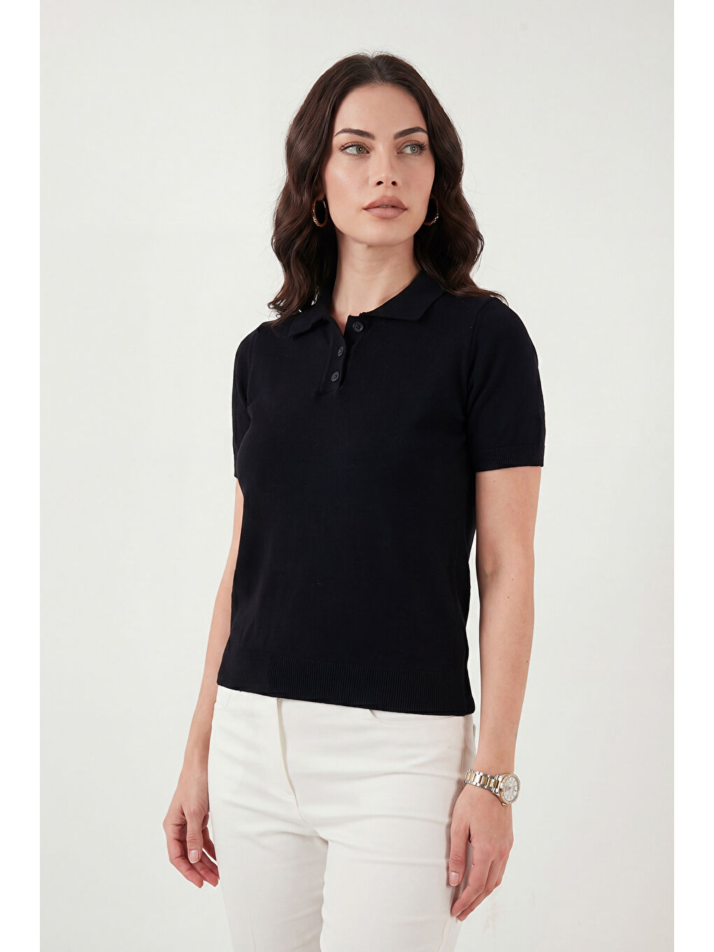 Siyah Regular Fit Kısa Kollu Düğmeli Triko Polo Yaka Kadın Kazak 4617056-2