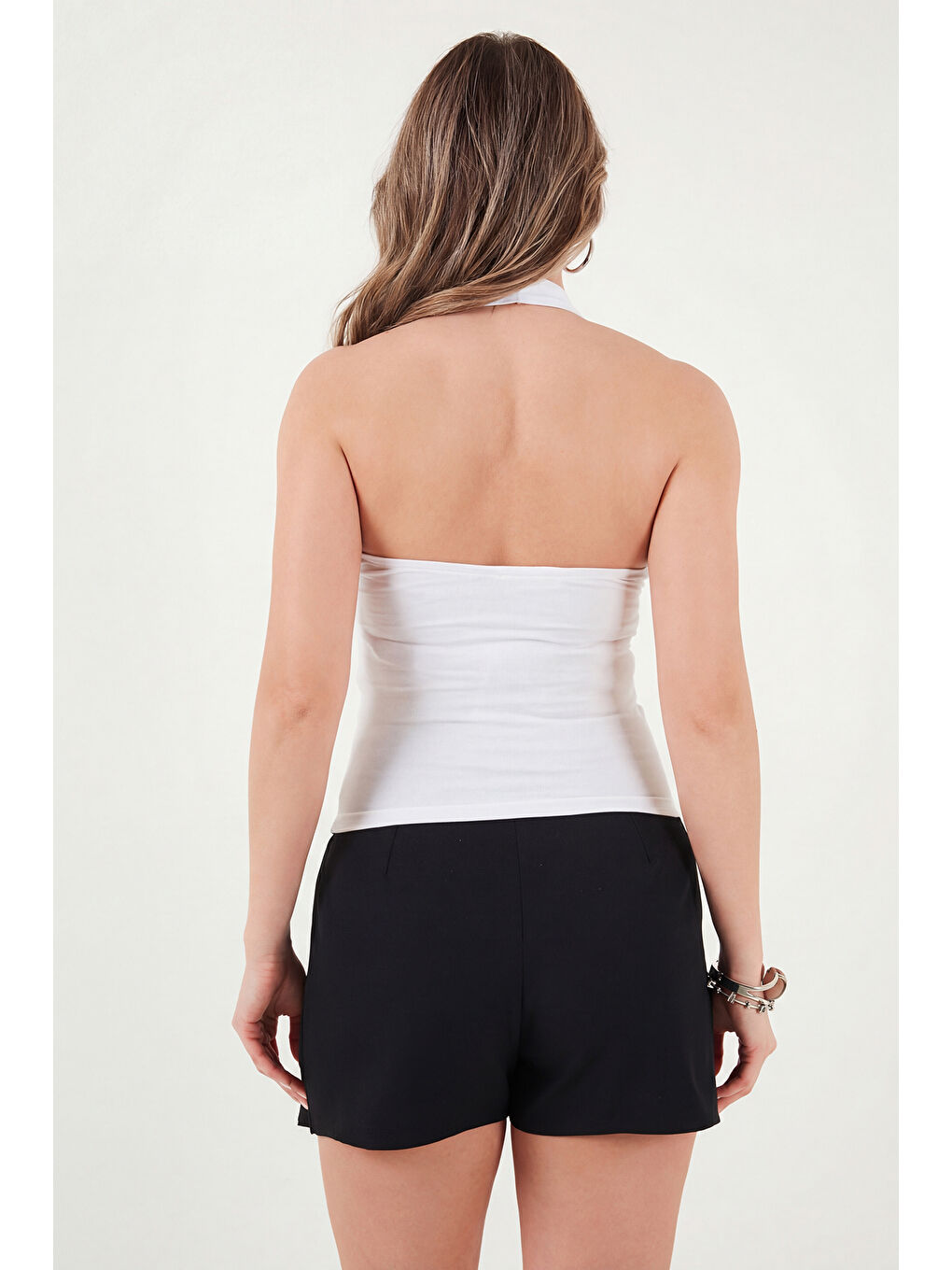 Beyaz Slim Fit Halter Yaka Sırt Dekolteli İkili Paket Bluz 5866664-5