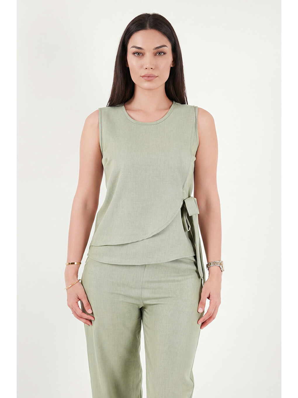 Yeşil Regular Fit Bağlama Detaylı Bisiklet Yaka Kadın Takım 5866466-1