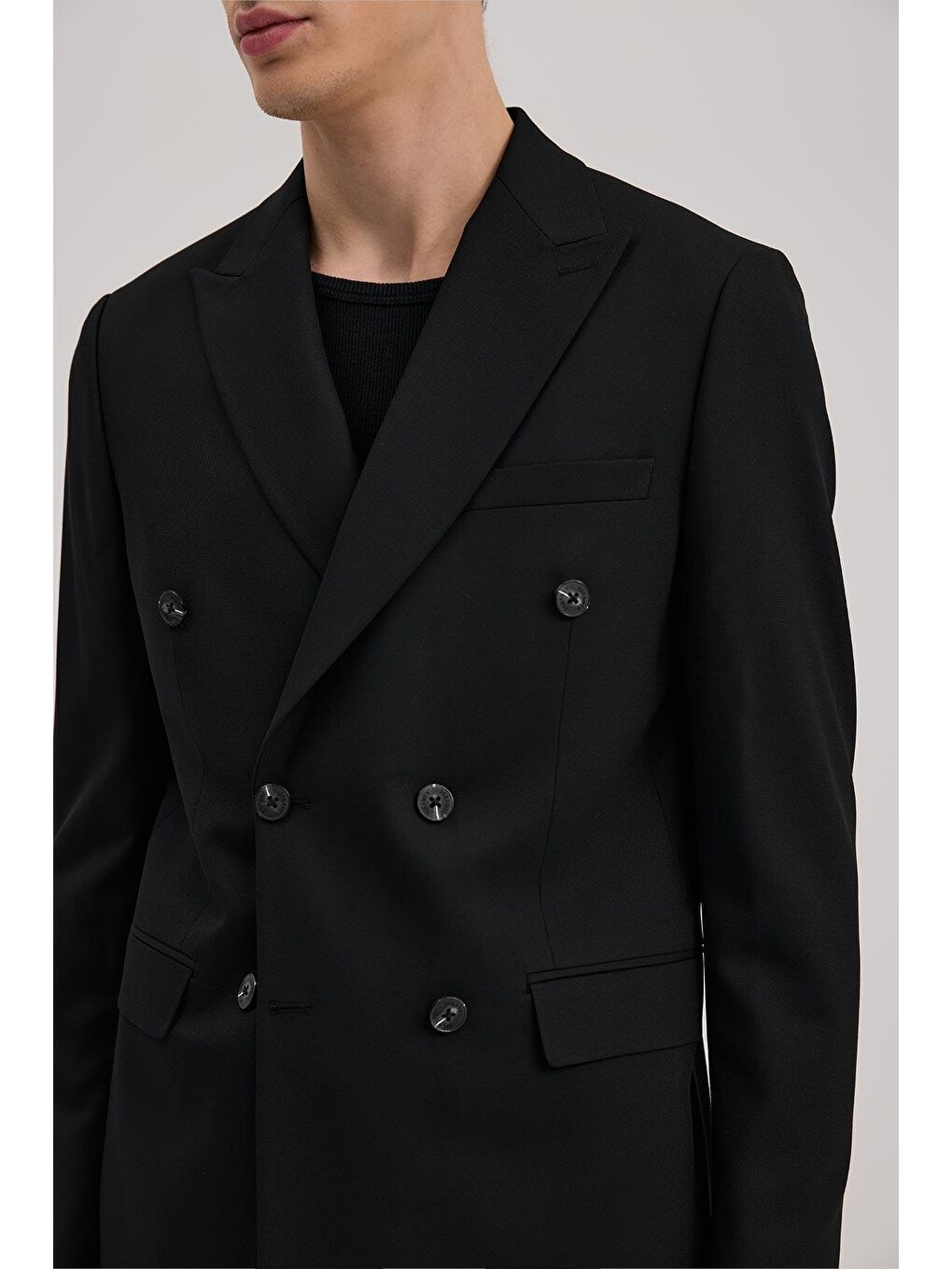 Siyah Slim Fit Sivri Yaka Takım Elbise-2