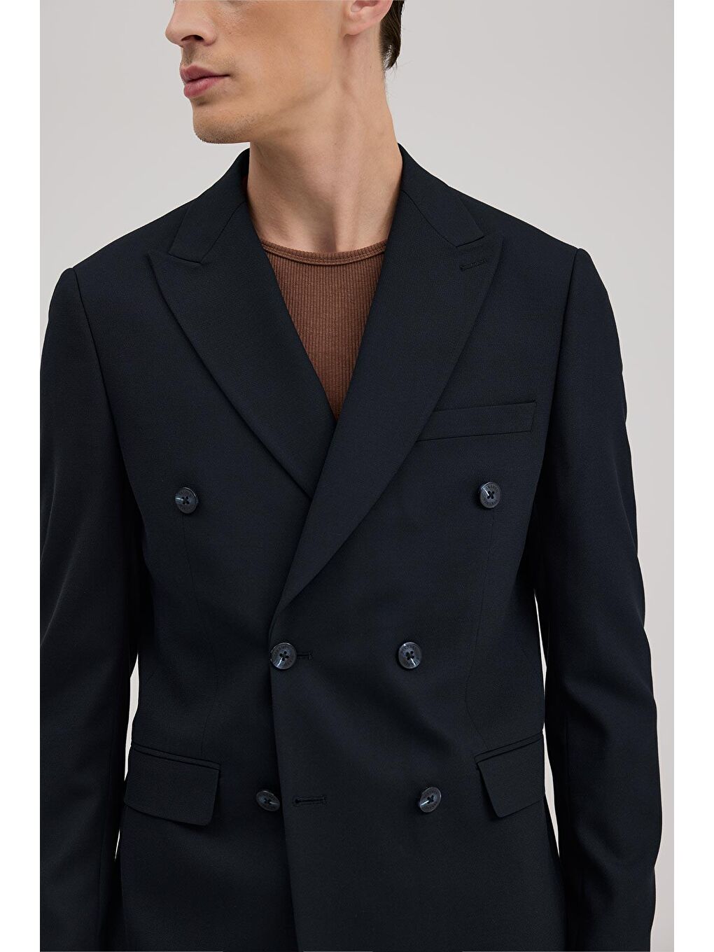 Lacivert Slim Fit Sivri Yaka Takım Elbise-2