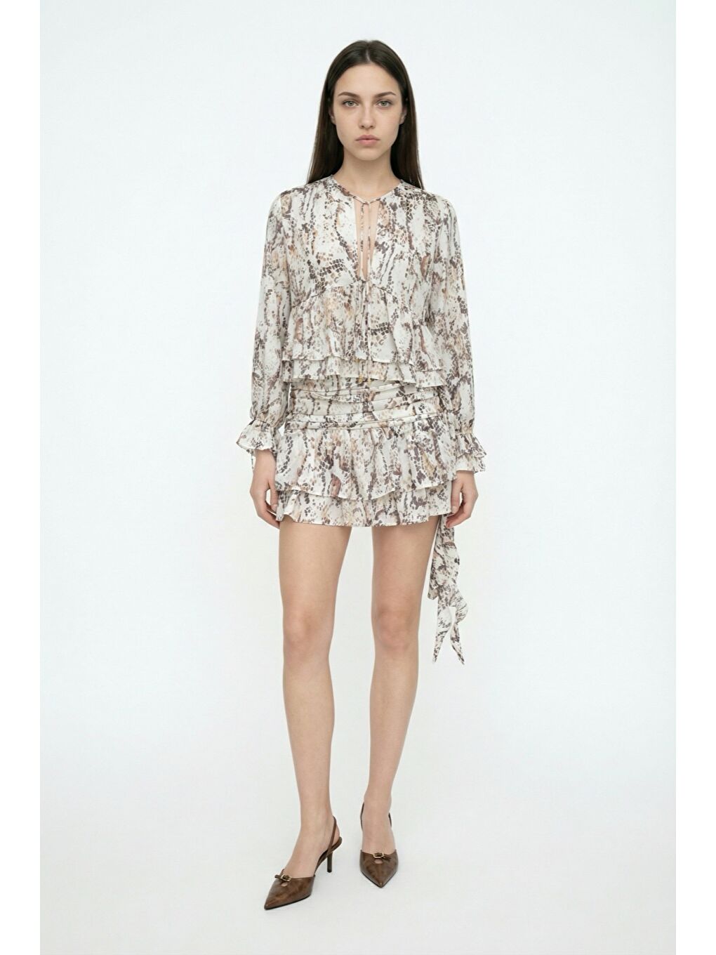 Desenli Fırfırlı Mini Etek Bej