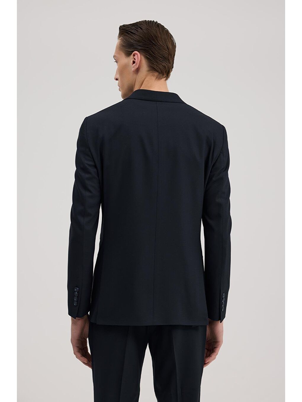 Lacivert Slim Fit Sivri Yaka Takım Elbise-3