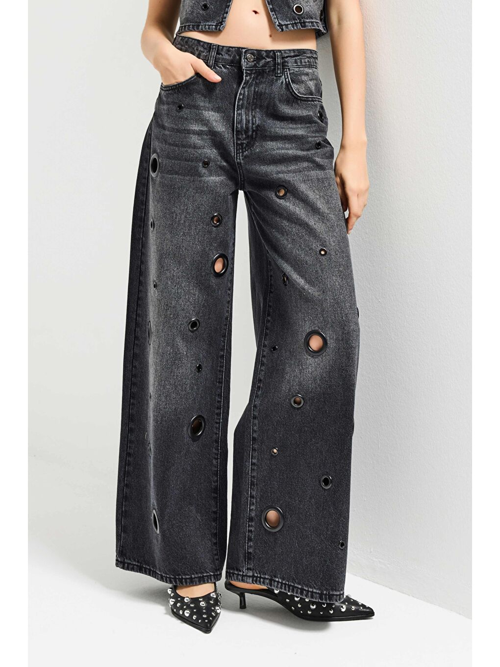 Gri Kadın Koyu Füme 2s6-1 Baggy Fit Kuş Gözü Tasarım Denim Jean