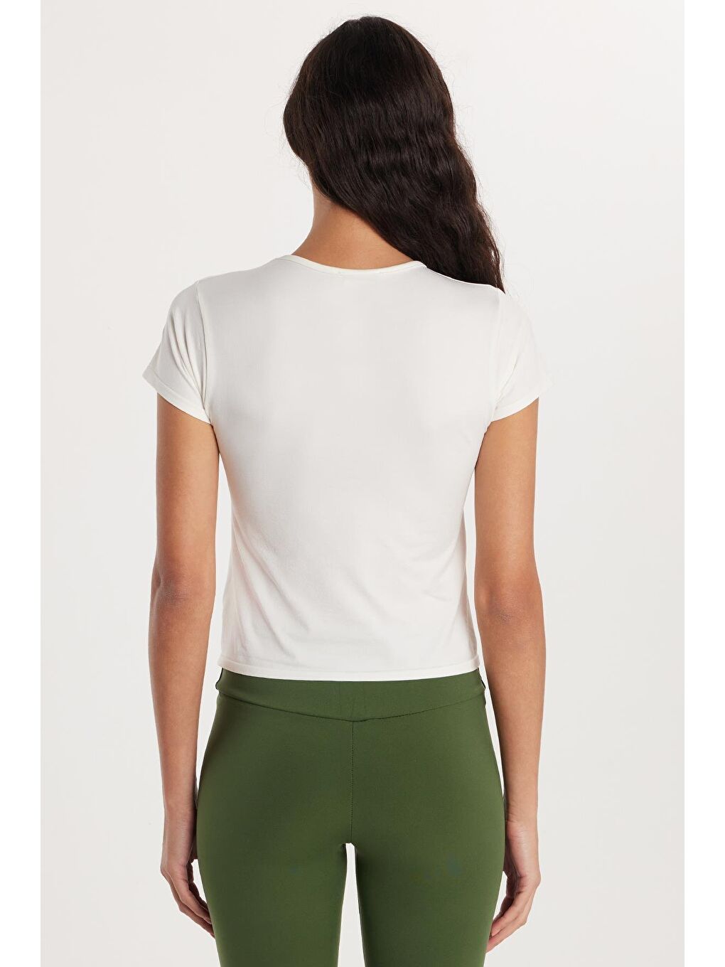 Kadın Slim Fit Dar Kesim Düz Basic Bisiklet Yaka Ekru Tişört-4