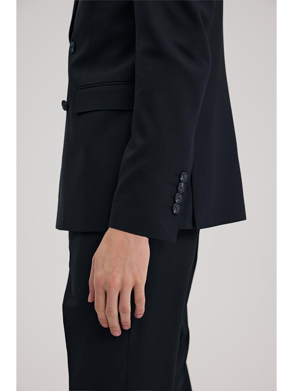 Lacivert Slim Fit Sivri Yaka Takım Elbise-4