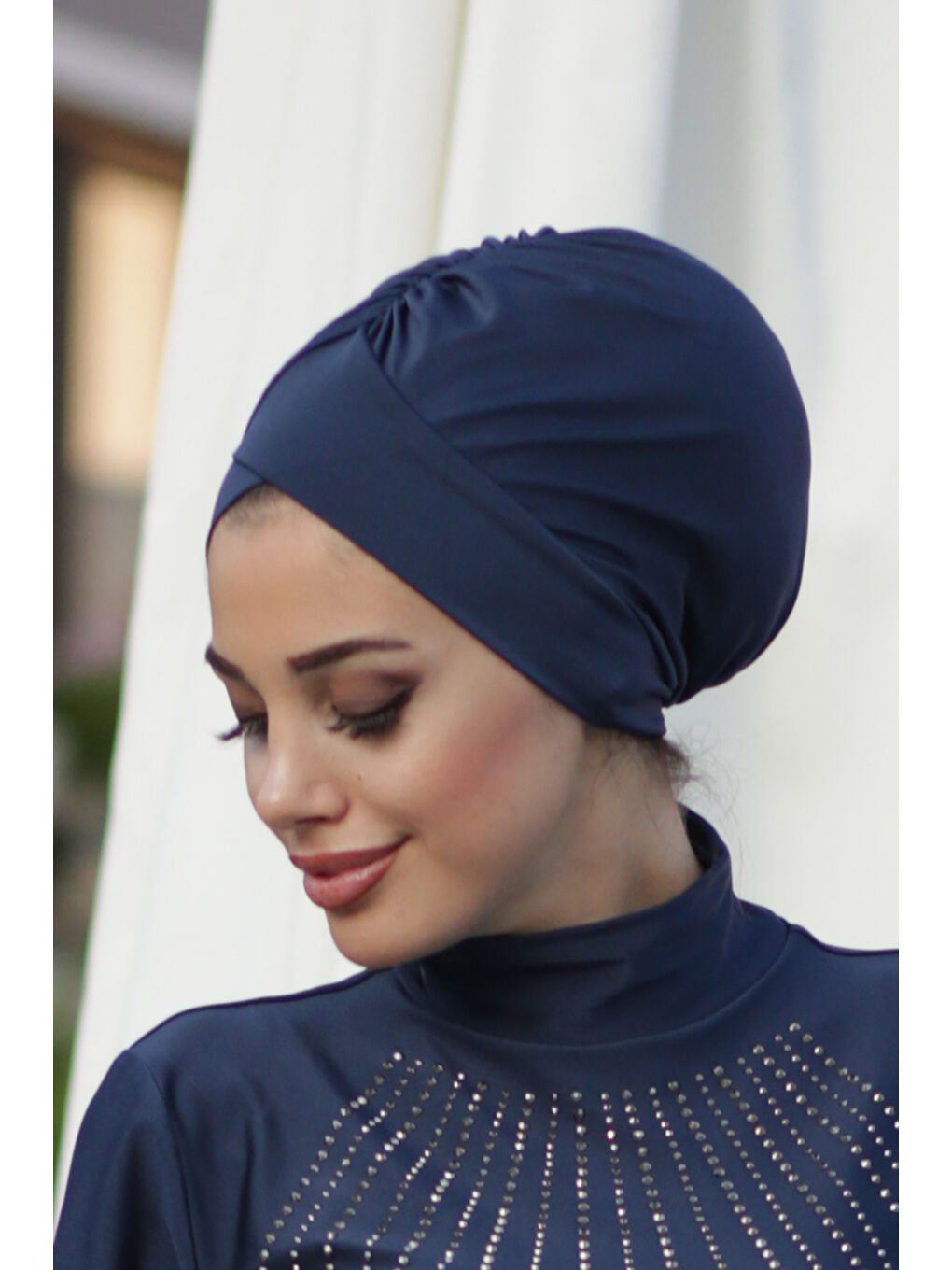 Çift Taraflı Çapraz ve Büzgü Deniz Bone Lacivert R-1009-4