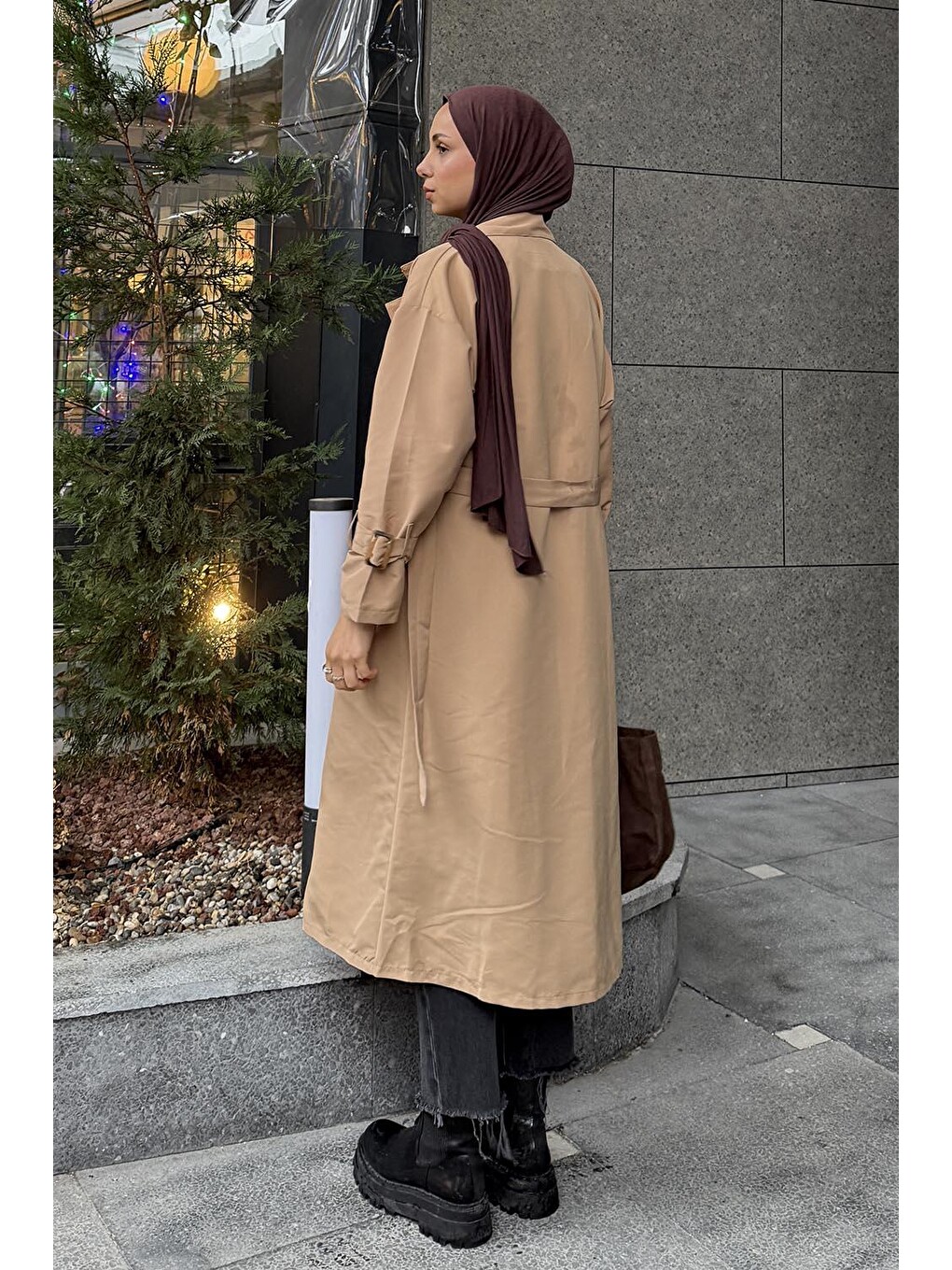 Kahverengi Kol Kemer Detaylı Trenç Camel-1