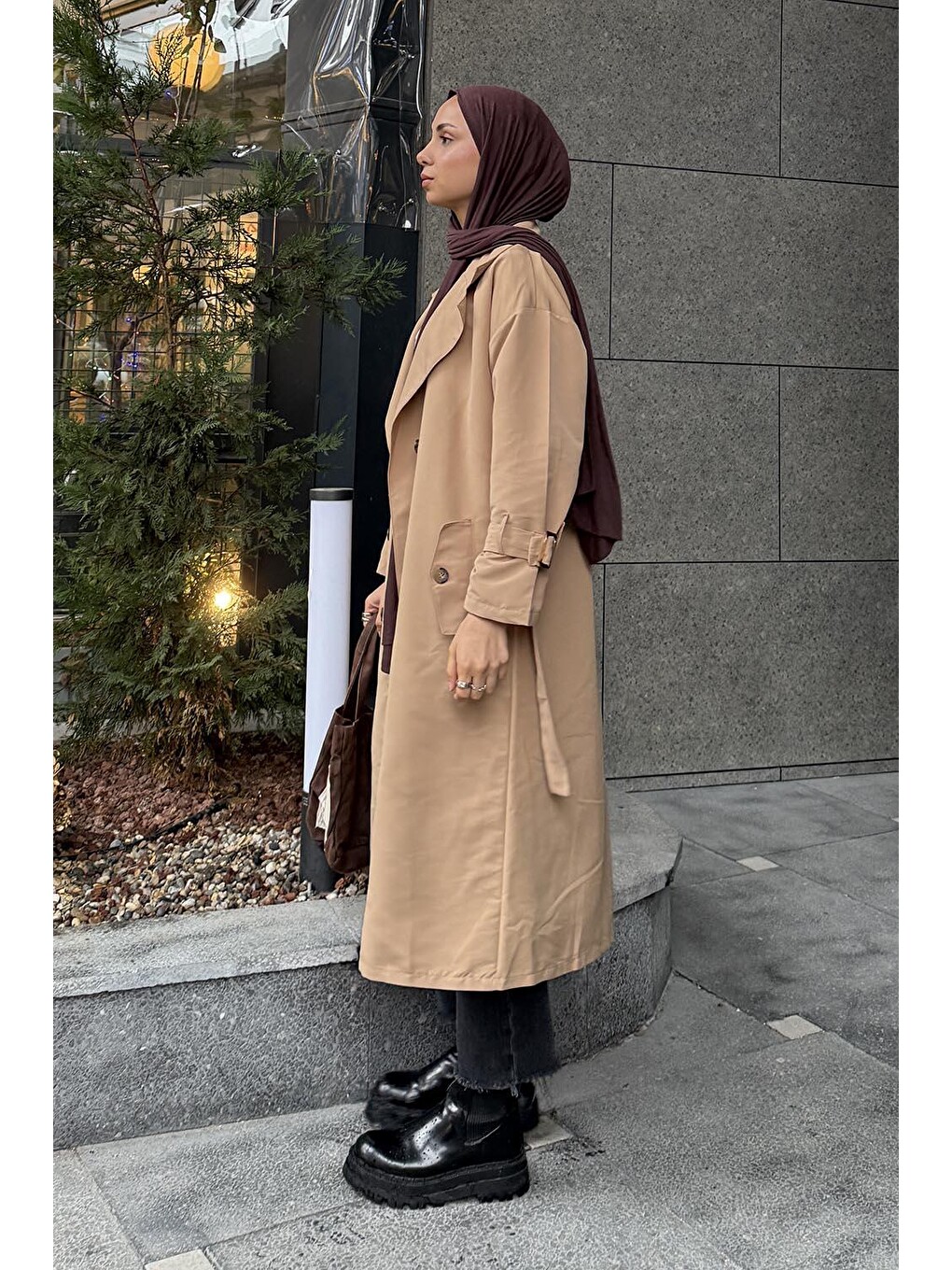 Kahverengi Kol Kemer Detaylı Trenç Camel-2