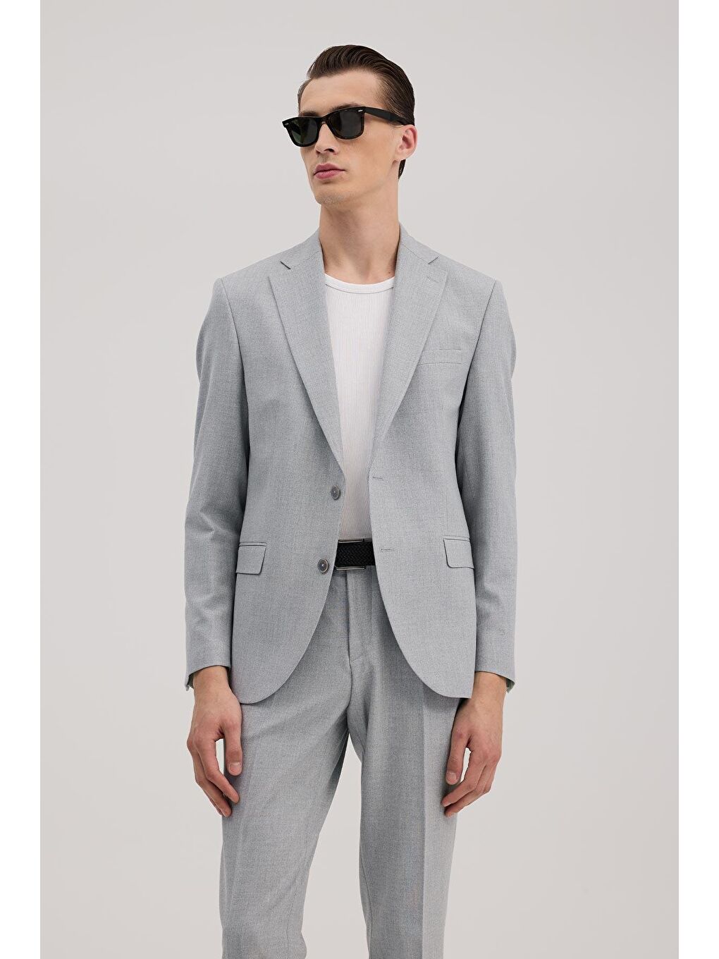 Gri Slim Fit Mono Yaka Takım Elbise-1