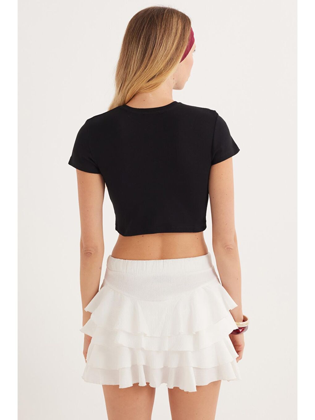 Kadın Slim Fit Dar Kesim %100 Pamuk Bisiklet Yaka Baskılı Siyah Crop Tişört-5