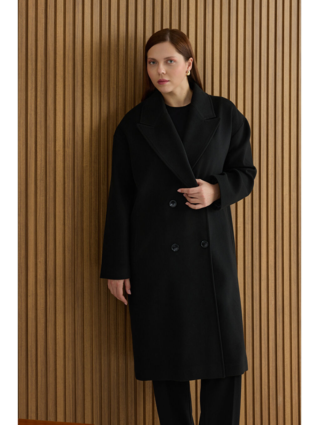 Siyah Kruvaze Kapama Manto