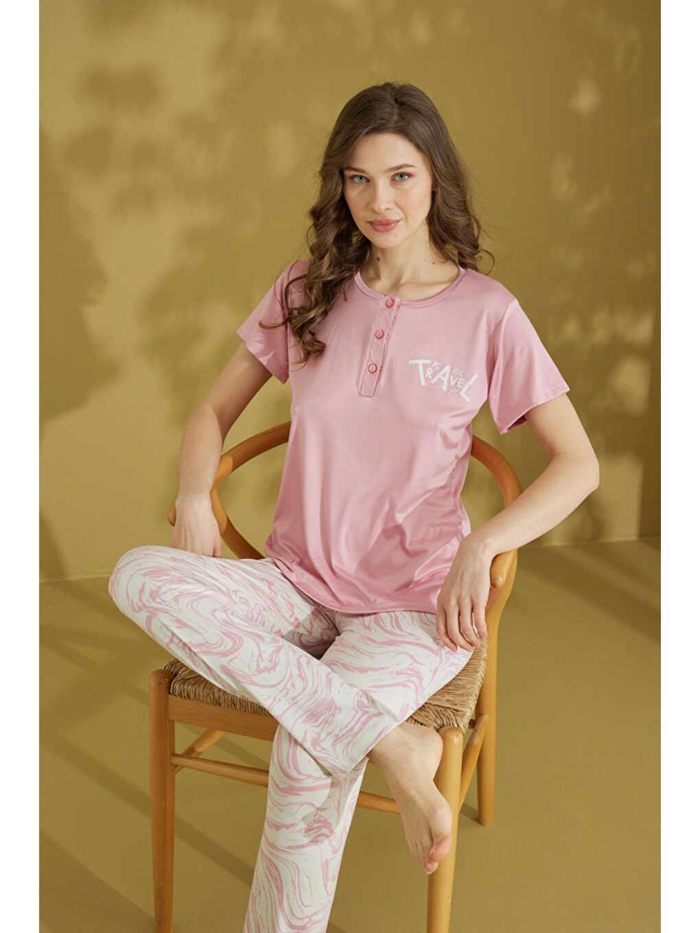 Pembe Puantiye Desenli V Yaka Pijama Takımı-1