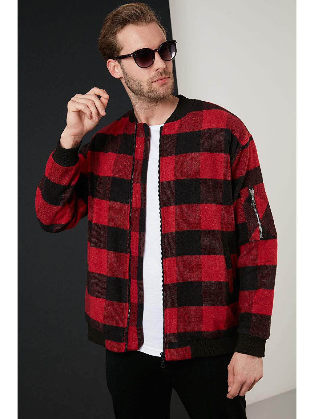 Kırmızı Kareli Dik Yaka Fermuarlı Cepli Erkek Mont 606343745