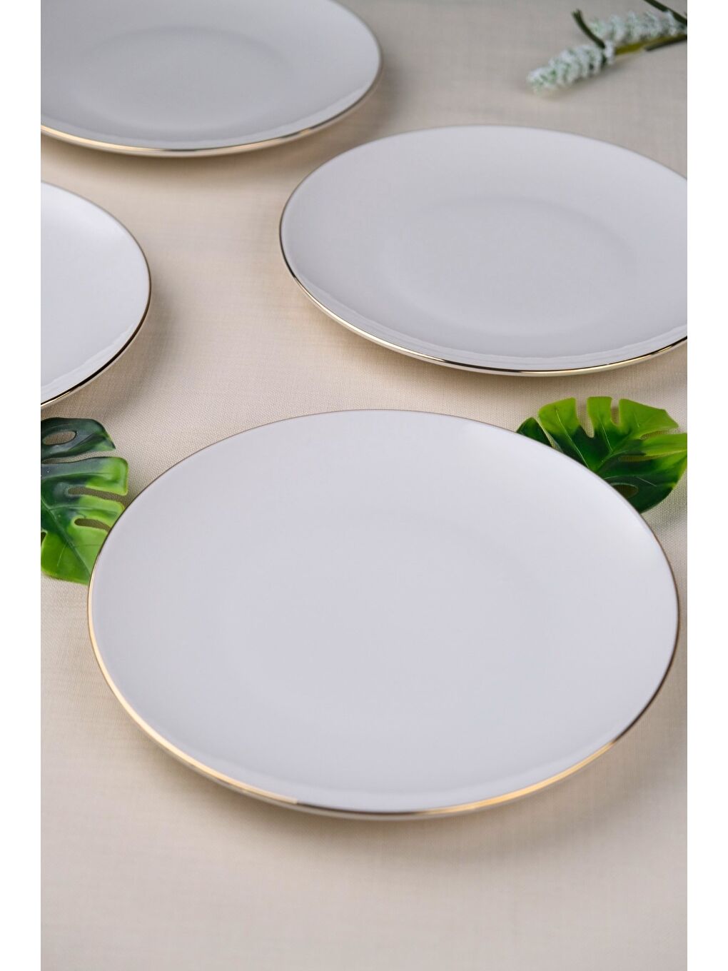 Ekru Porselen Altın Yaldız Pasta Tabağı 20,50cm 4 LÜ