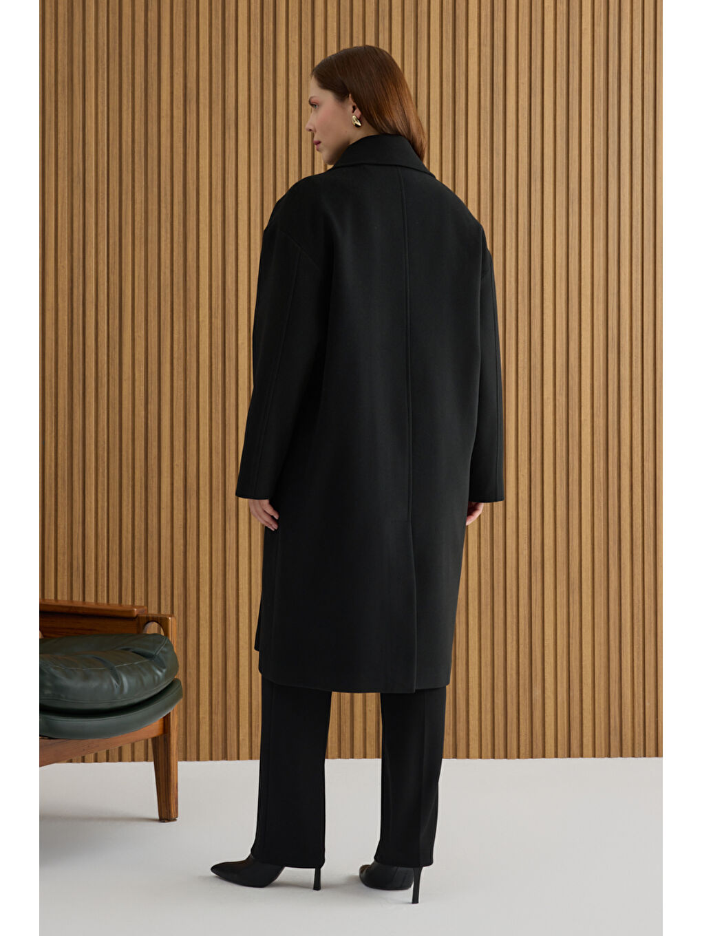 Siyah Kruvaze Kapama Manto-5