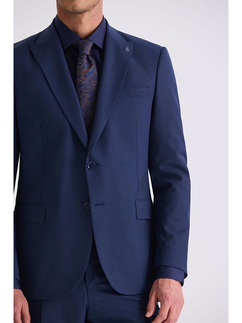 Lacivert Klasik Fit Sivri Yaka Yünlü Takım Elbise-2