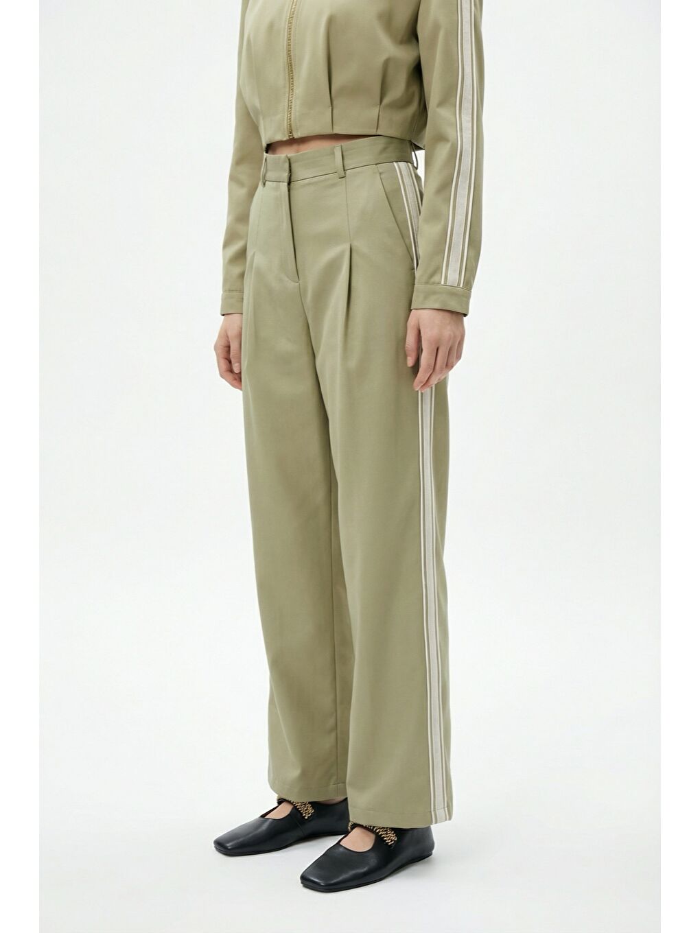 Ön Pileli Şeritli Bol Paça Pantolon Haki-2