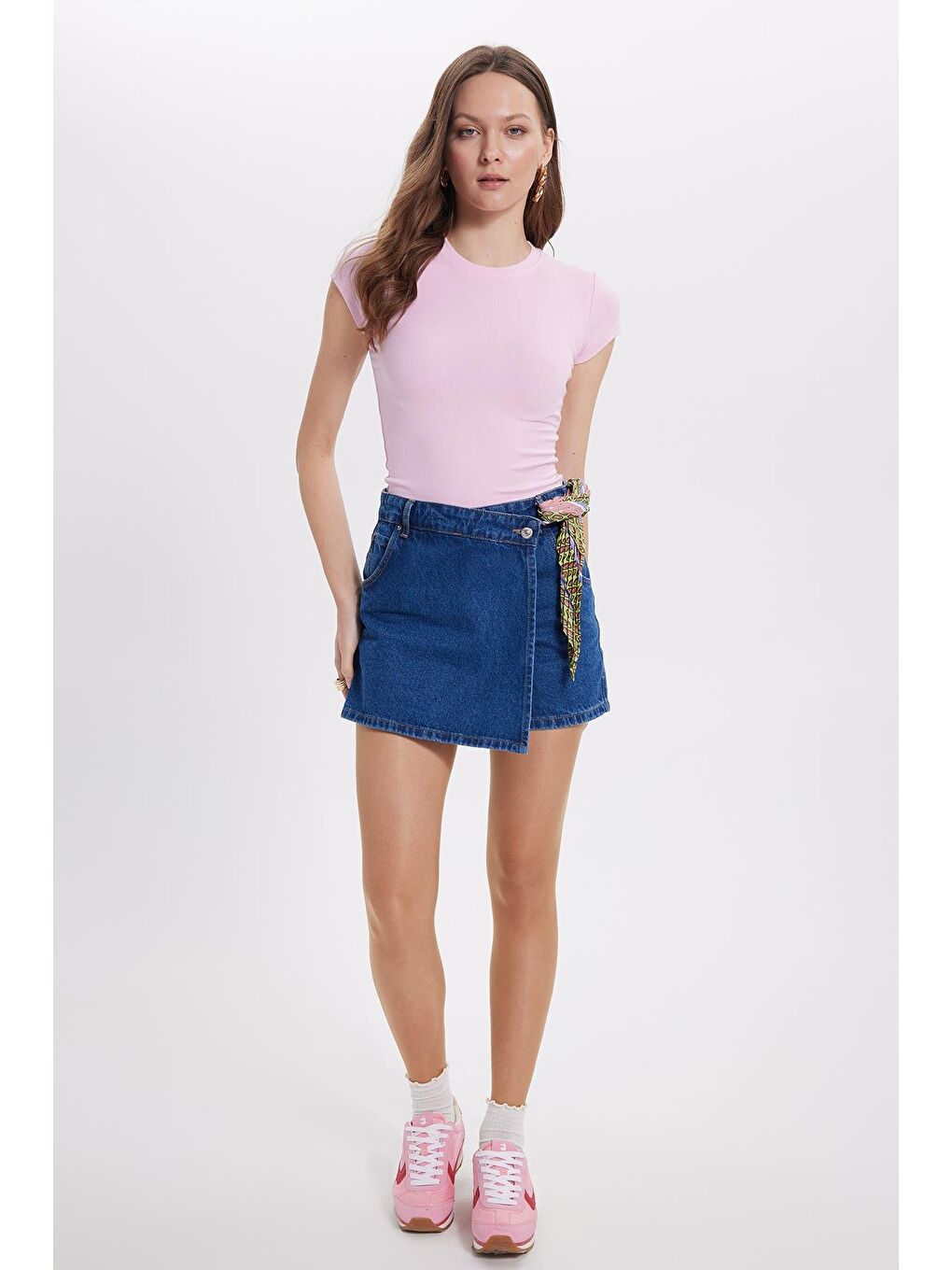 Kadın Regular Fit Klasik Kesim Bisiklet Yaka Viskon Kumaş Ultra Soft Pembe Tişört-3