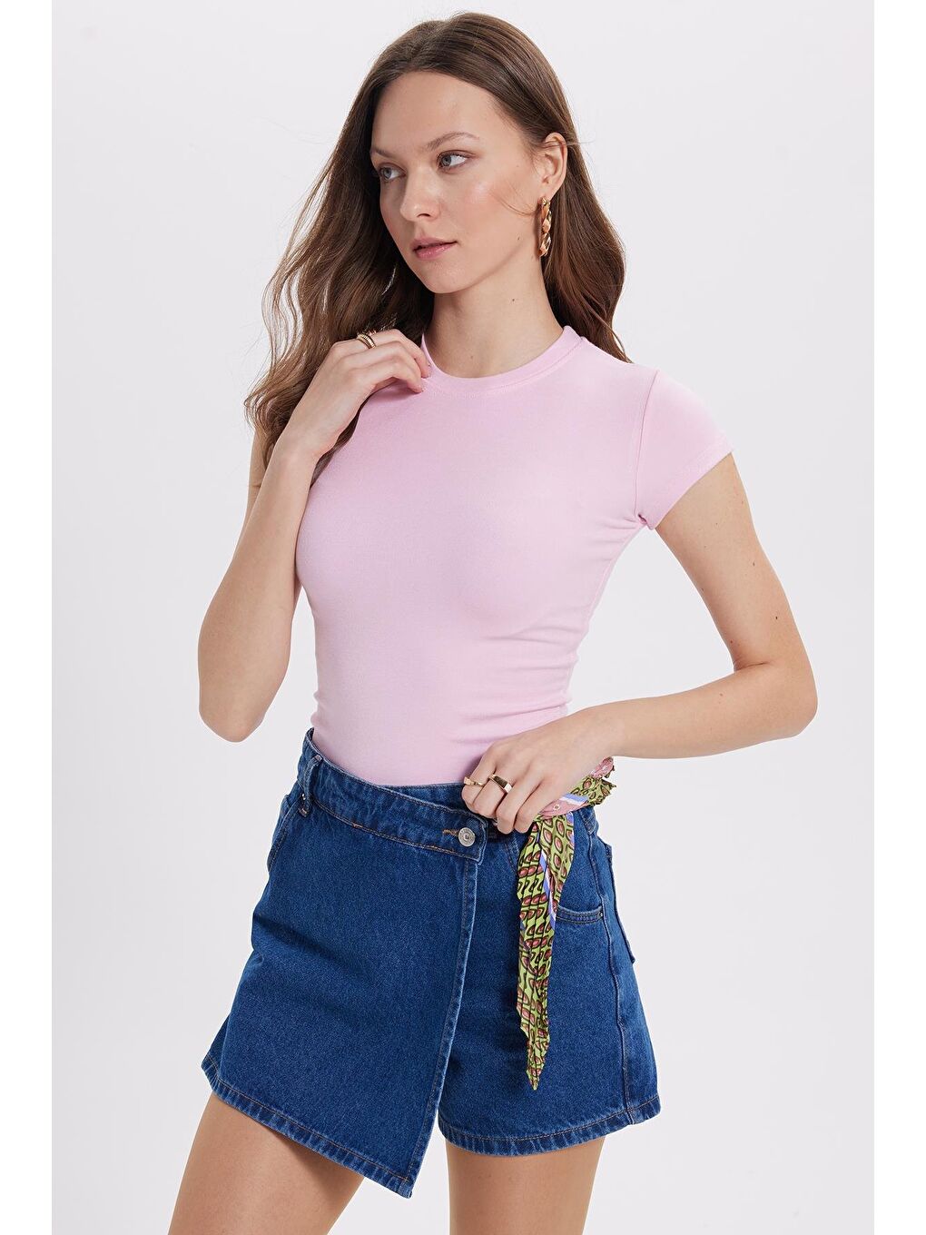 Kadın Regular Fit Klasik Kesim Bisiklet Yaka Viskon Kumaş Ultra Soft Pembe Tişört-4