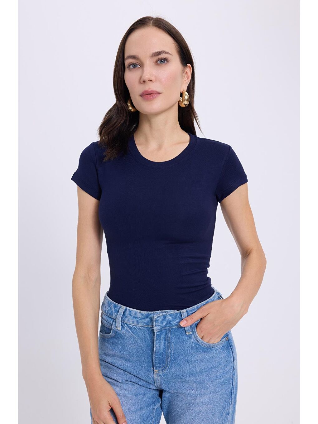 Kadın Regular Fit Klasik Kesim Bisiklet Yaka Viskon Kumaş Ultra Soft Lacivert Tişört-4