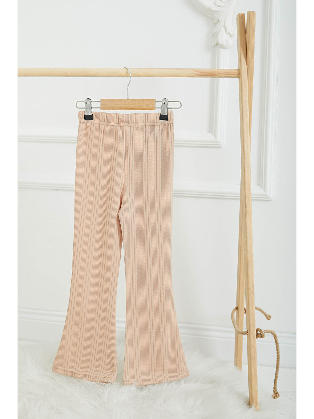 Kız Çocuk Bej Kız Çocuk Örgü Detay Dokulu İspanyol Paça Tayt - 26850