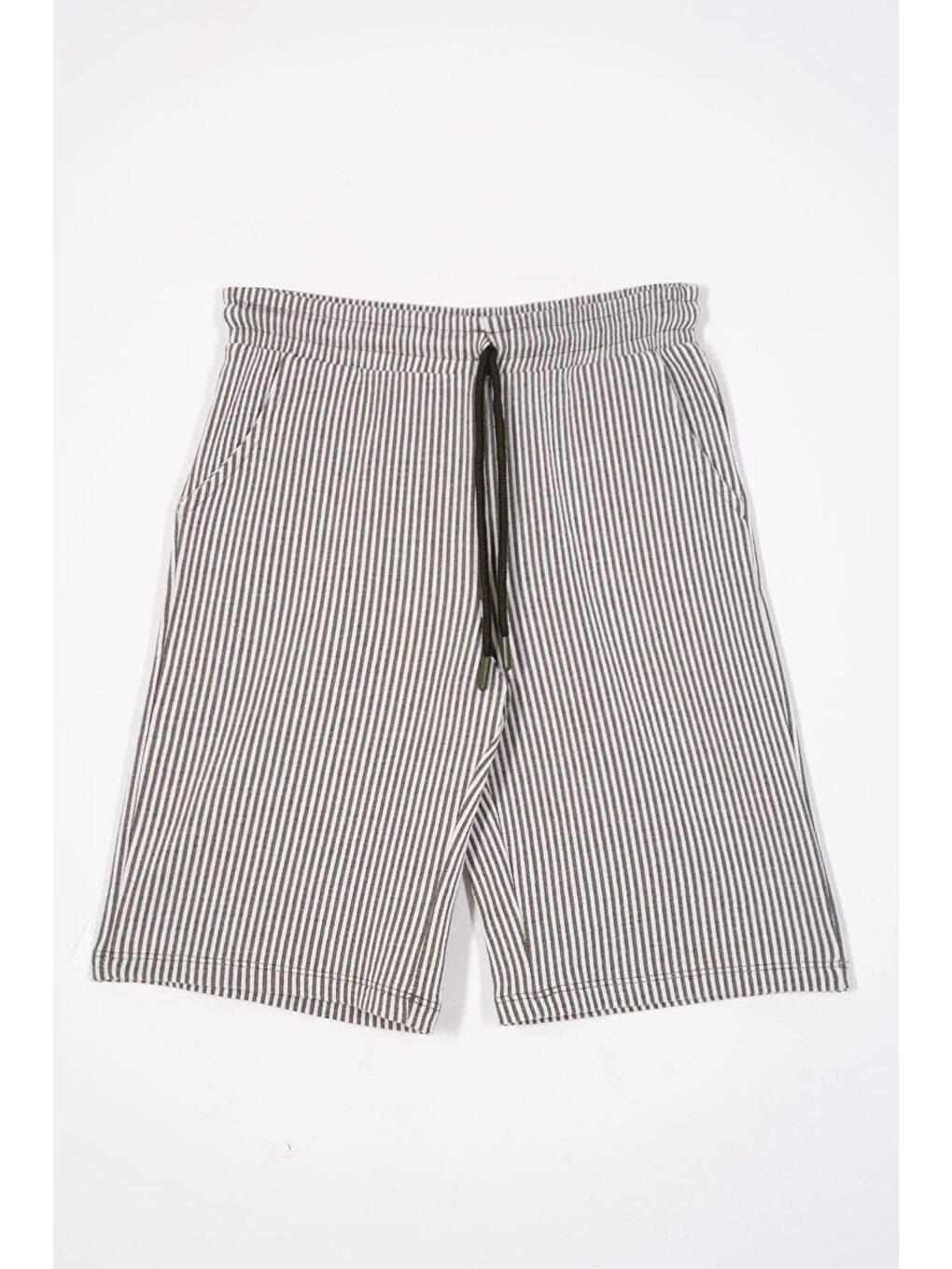 Beli Lastikli Cep Detaylı Çizgili Haki Renk Erkek Çocuk Şort