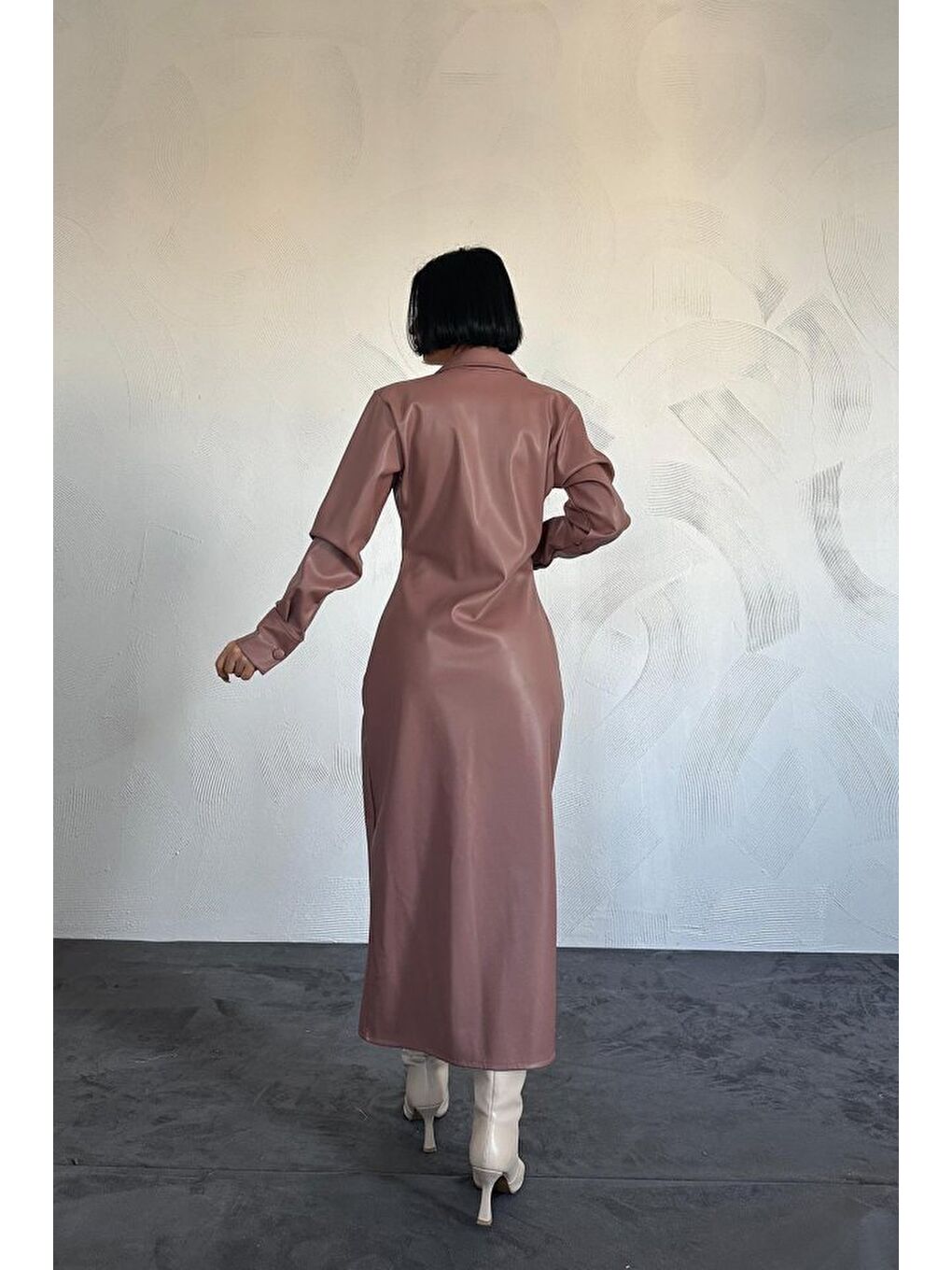 Pembe Pudra Boydan Düğmeli Deri Elbise-2